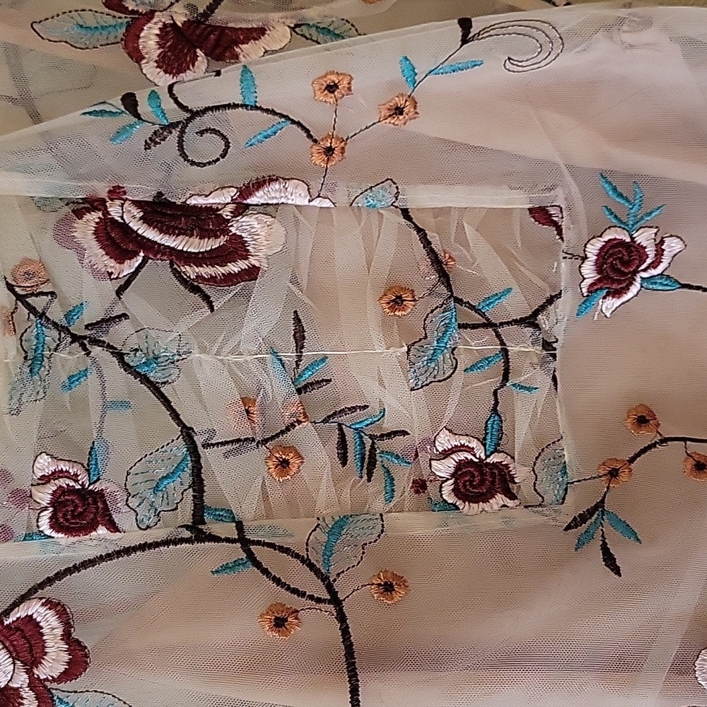 NWT ANTHROPOLOGY Endless rose top